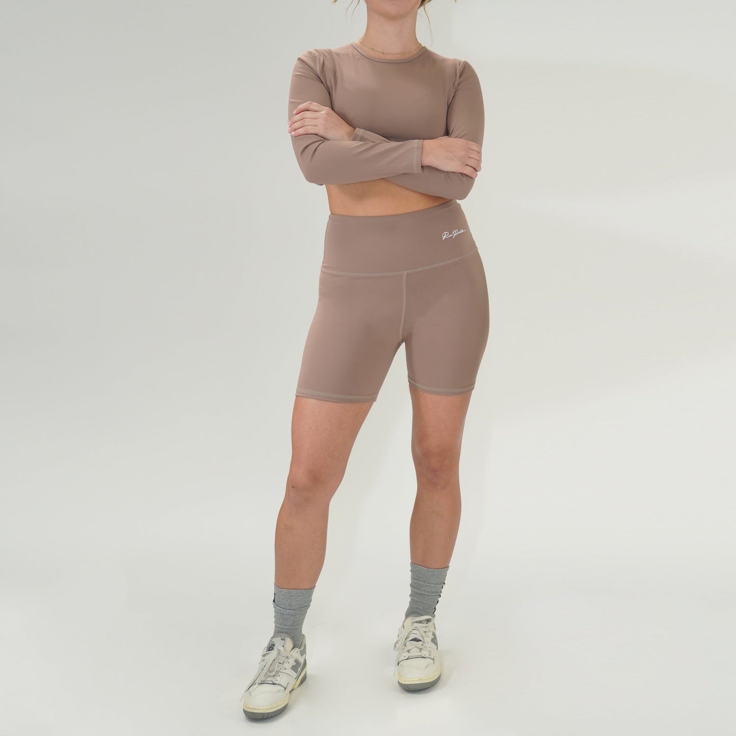 Bikershorts mit hoher Taille, 7 Zoll – Mokka