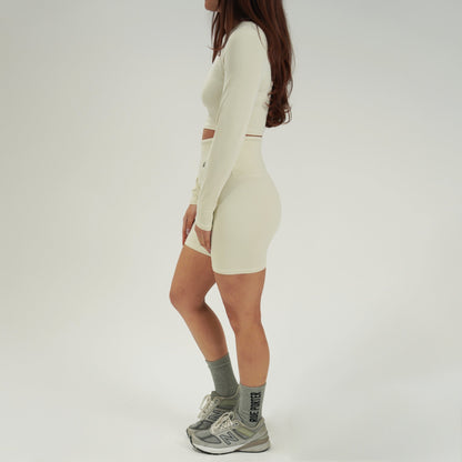 HIGH-WAIST BIKER SHORT 7" - IVORY