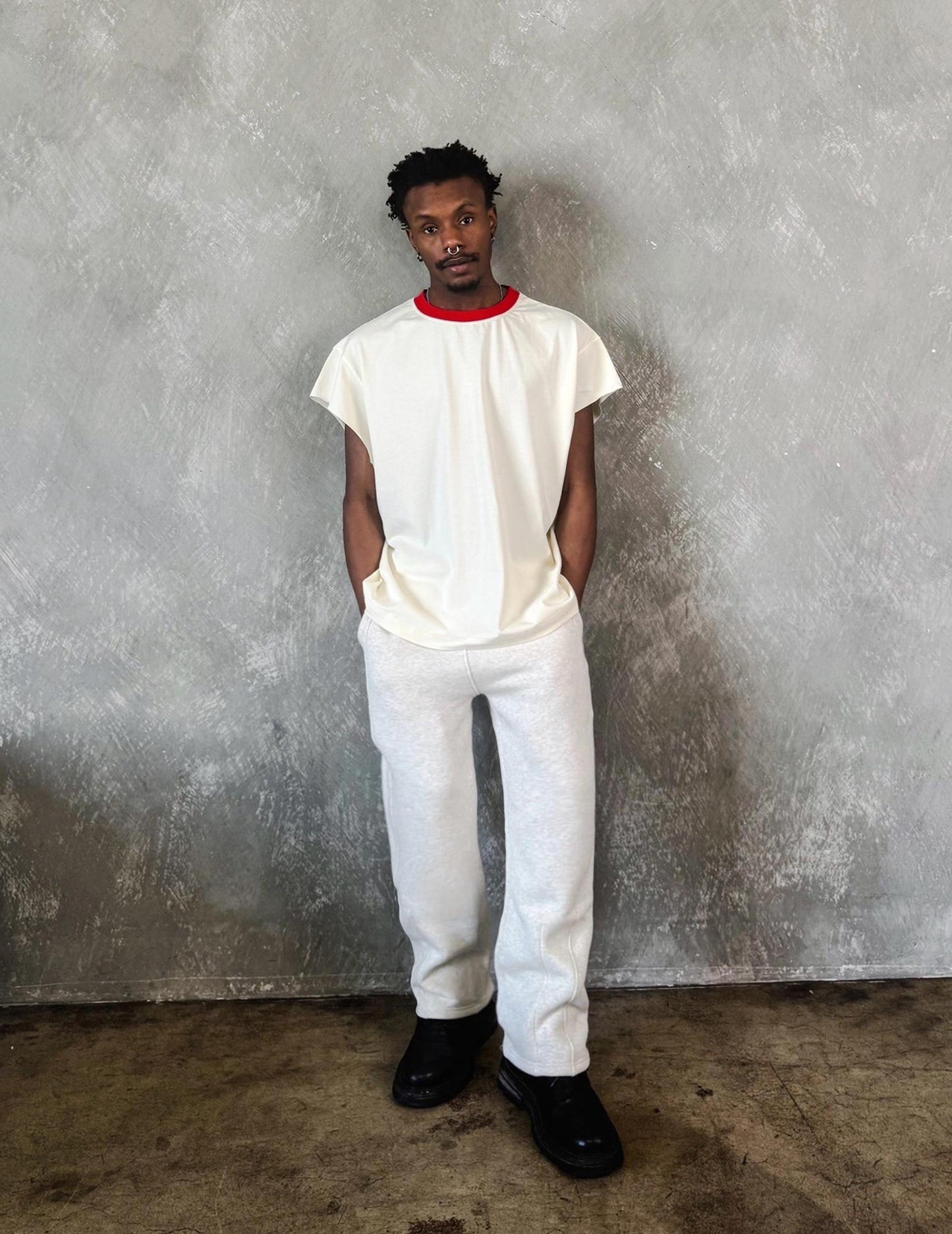 MADE IN ITALY | CONTRAST RAWCUT TOP - CREAM/RED [MIT-CR1]